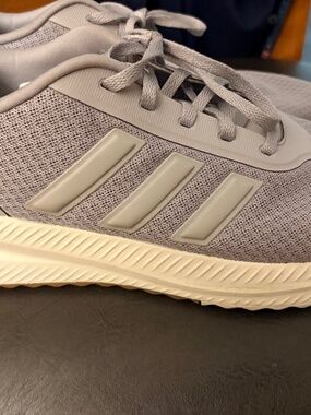 Adidas cloud form